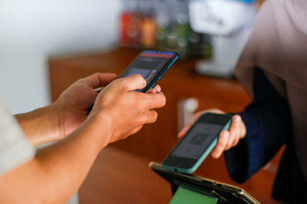 ИБ-эксперт Горбунов: платежные QR-коды надо считывать только банковским приложением