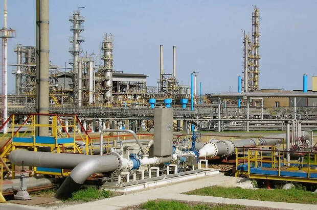 ОАО «ЛУКойл-Одесский нефтеперерабатывающий завод». Фото © ТАСС / Андрей Новак