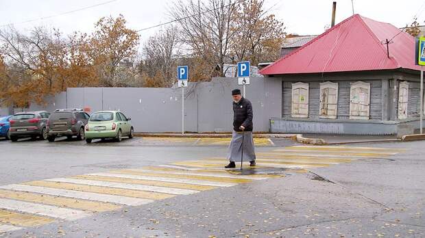 Кадр из фильма «Служение» Кадр из фильма «Служение»