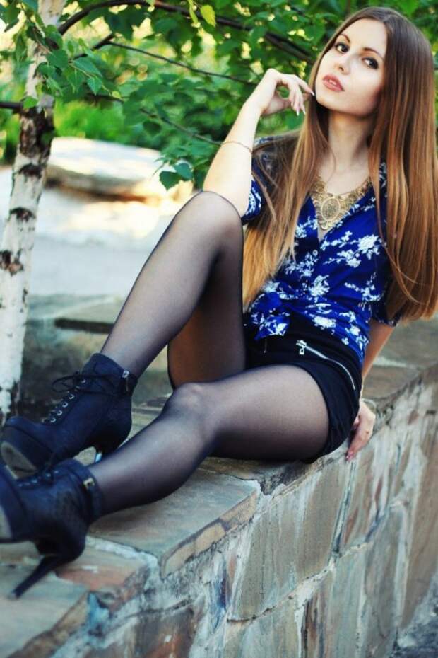 Девушки на каблуках Девушки на каблуках