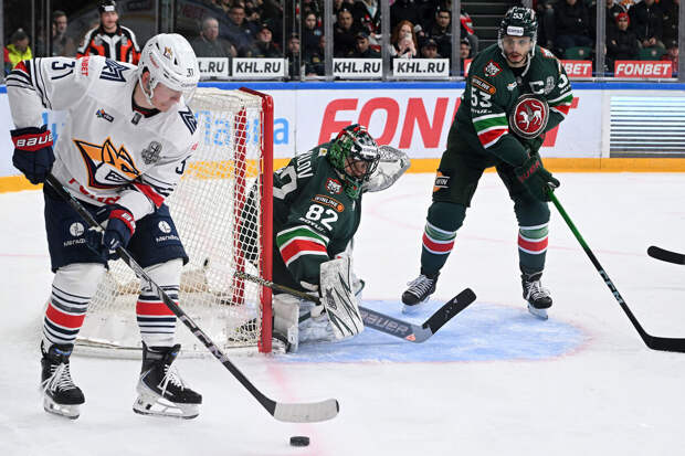 "Ак Барс" обыграл "Металлург" в третьем матче полуфинала КХЛ