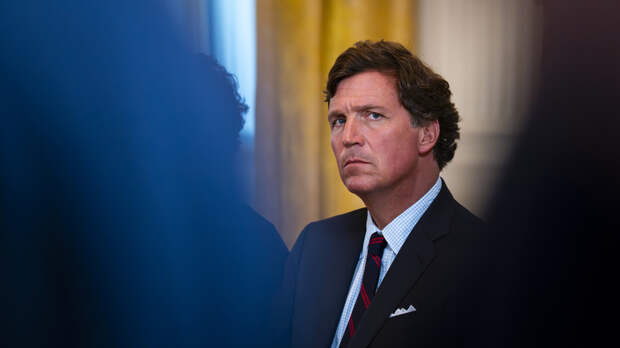 Карлсон заявил, что война с Ираном грозит миру голодом и «великой депрессией»