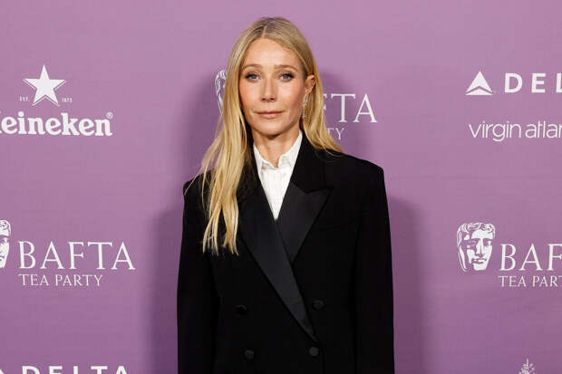 Гвинет Пэлтроу рассказала, что справляется с тревогой с помощью прогулок