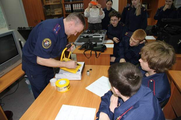 Полковник юстиции Павел Романов:
«Учёба в кадетском классе СК России – большой жизненный бонус!»