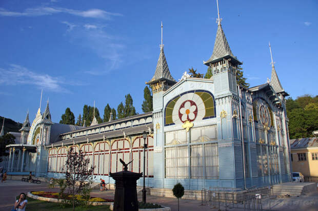 pyatigorsk-lermontovskaya-galereya (700x465, 384Kb)