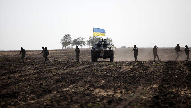 Солдаты ВСУ на востоке Украины. Архивное фото