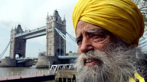 Жизнь как эпическое приключение: в Индии снимут фильм о старейшем марафонце планеты