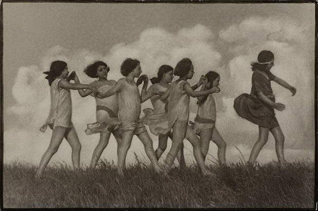 Талантливый фотограф начала XX века Rudolf Koppitz