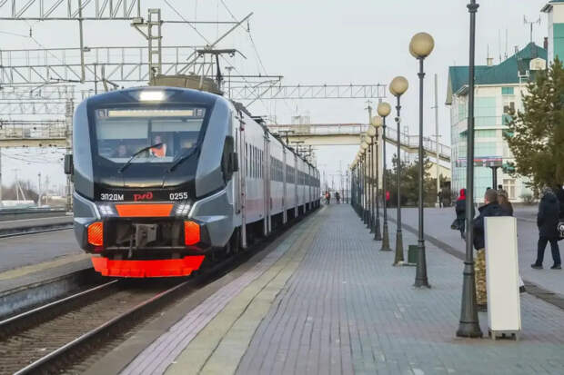 Дополнительные пригородные поезда запущены в Новосибирской области