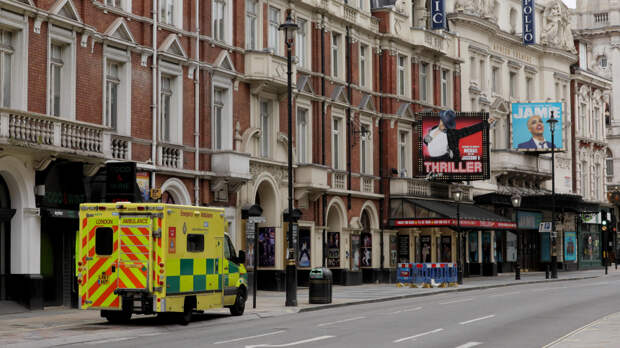 Опасное проявление нежности: двухлетний ребенок ослеп после поцелуя