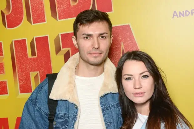 Иду Галич заметили в объятиях популярного блогера