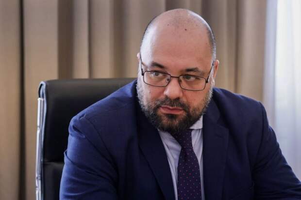 Главу красноярского минстроя задержали за превышение полномочий