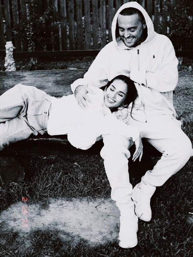 Гуф публично поздравил бывшую жену с днём рождения и поблагодарил её за дочь