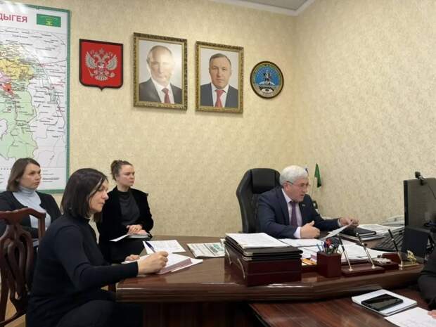 Министр труда и соцразвития Адыгеи провел совещание с руководителями подведомственных учреждений