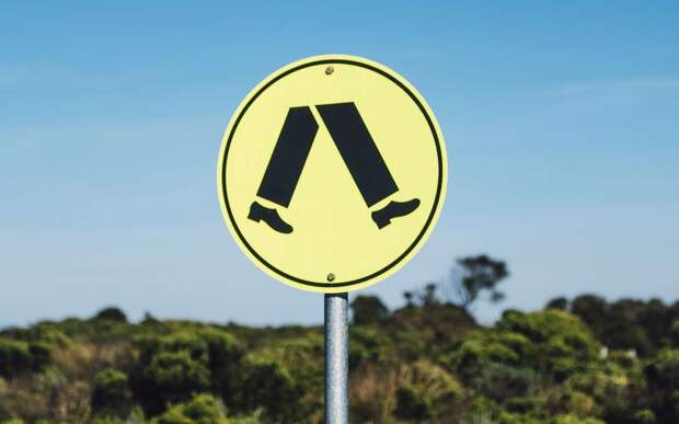 «Сигнал вежливости» или «парковка на ощупь». Как не попасть впросак за рубежом