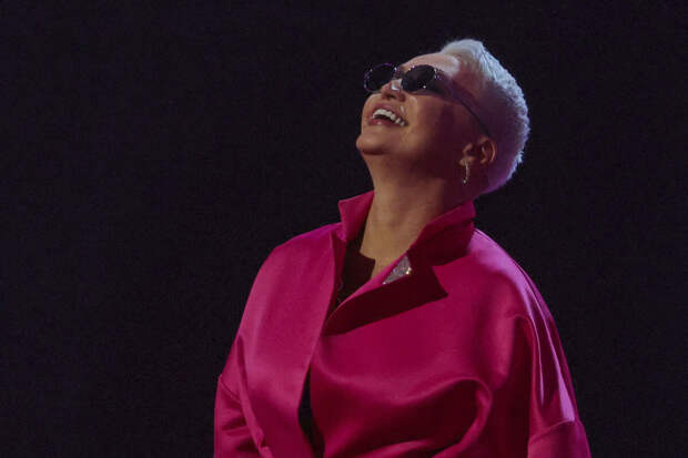 Певица Лель заявила, что Дмитриенко может быть реинкарнацией Есенина