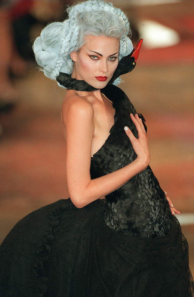Givenchy Haute Couture осень-зима 1997