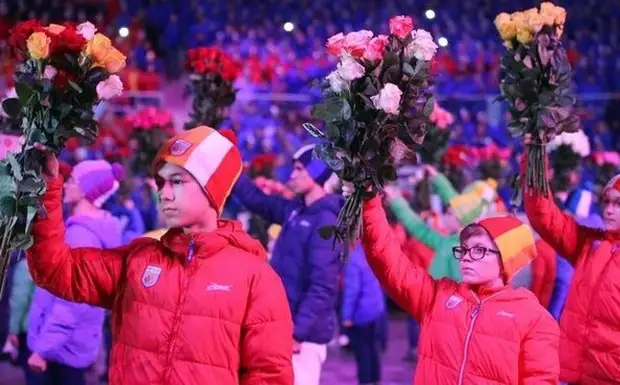 «Артек» поздравляет с Международным женским днем