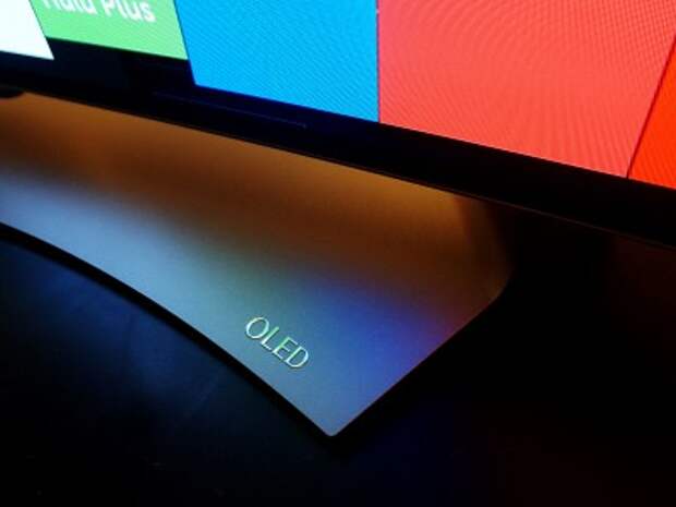 Всё больше компаний запускают производство OLED-панелей