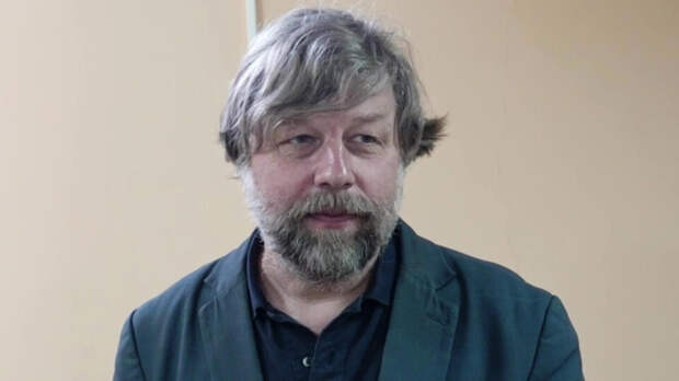 Песков назвал процесс освобождения Бутягина сложным и ответственным