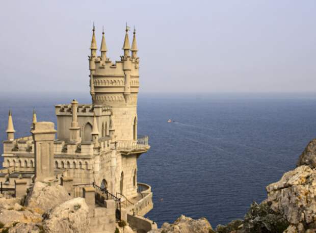 Крым вошел в пятерку самых привлекательных регионов для туристов