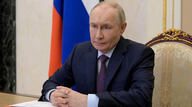 Путин объявил перемирие 8 и 9 мая в честь Дня Победы