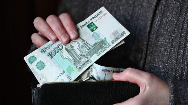 Судебная задолженность: как проверить, погасить и избежать ограничений в правах