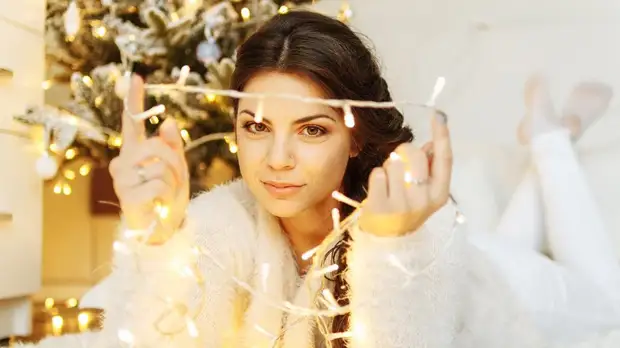 Стилист Швец дала советы по созданию новогоднего образа