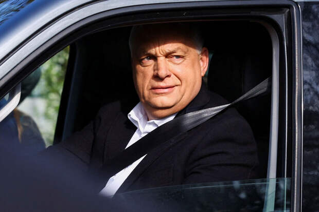 The Guardian: соратники Орбана выводят из Венгрии награбленное богатство