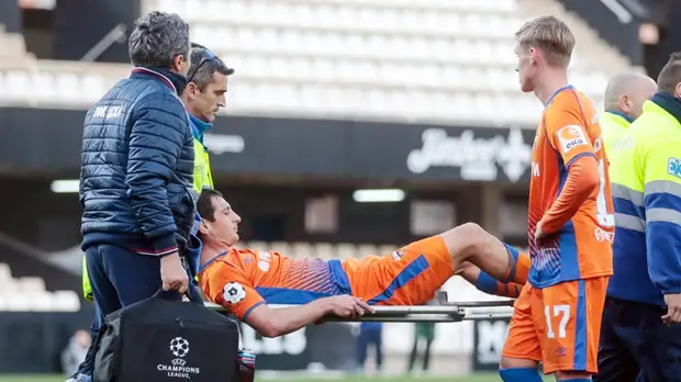 Гинер рассказал, будет ли ЦСКА продлевать контракт с травмированным Дзагоевым