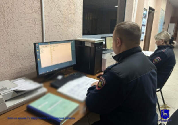 В Самарской области сотрудники уголовного розыска задержали подозреваемого в краже 200 тысяч рублей с банковского счёта местного жителя