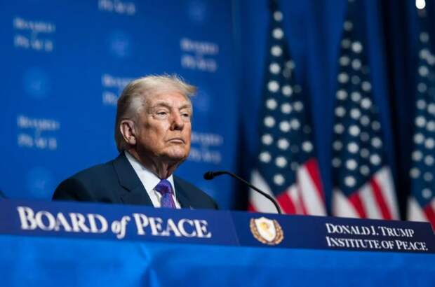 Трамп: ВМС США будут уничтожать иранские суда у Ормузского пролива