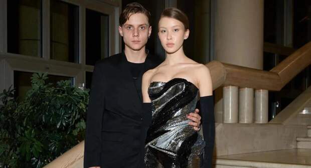 Анна Пересильд высмеяла хейтеров, считающих её роман с Ваней Дмитриенко пиар-ходом