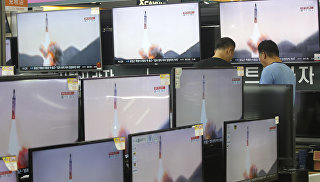 Трансляция испытаний баллистических ракет в КНДР по телевидению Южной Кореи