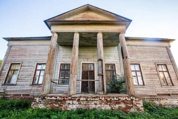 Усадьба дворян Рогозиных в селе Черниж