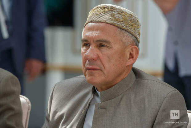 Татарстан Рәисе Рөстәм Миңнеханов Ураза бәйрәме белән котлады