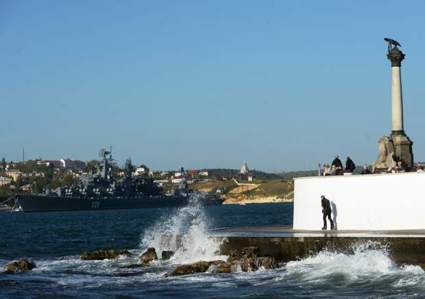 В Севастополе ликвидировали три воздушные цели ВСУ