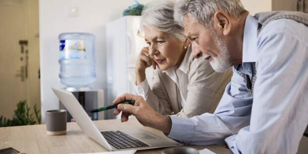 Новый тренд для старшего поколения: пенсионеров хотят перевести на удаленку