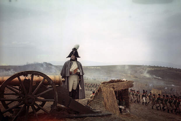 Аукцион "Литфонд": первое издание "Войны и мира" продано за 1,6 млн рублей