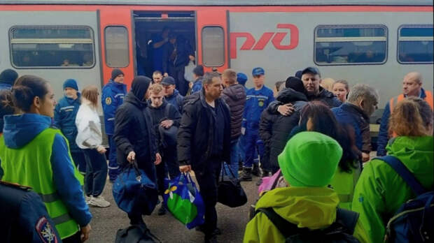 Более 350 пассажиров сошедшего с рельсов поезда прибыли на станцию в Ульяновск