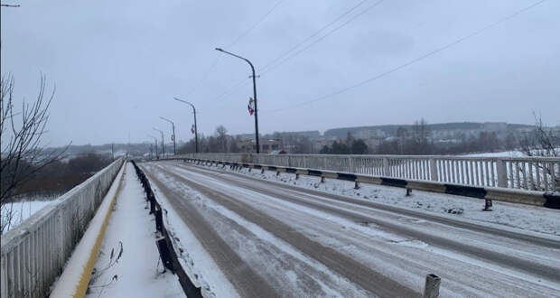 Под Смоленском закрыли мост через Днепр
