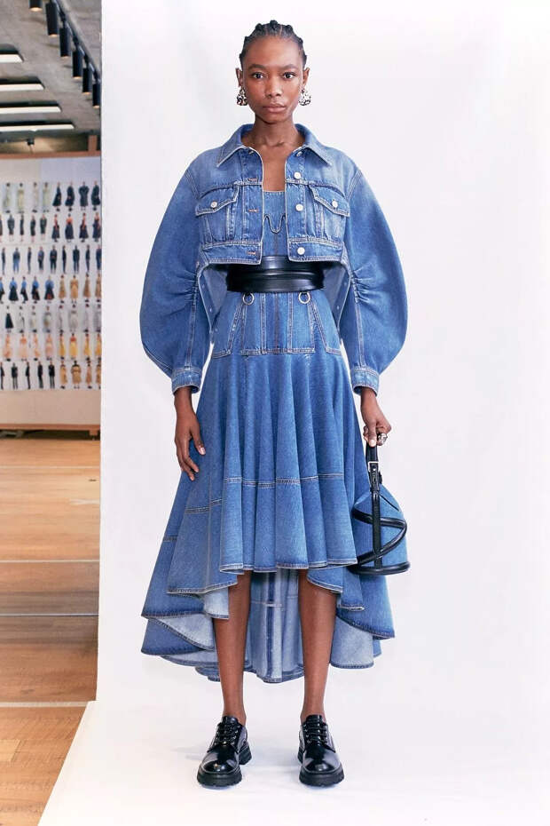 Alexander McQueen S/S 2021 Ready-to-Wear