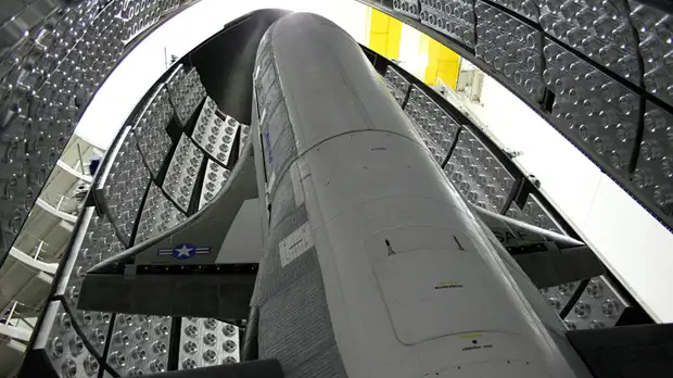 «В космосе станет тесно»: как США развивают программу беспилотного орбитального самолёта-разведчика X-37B