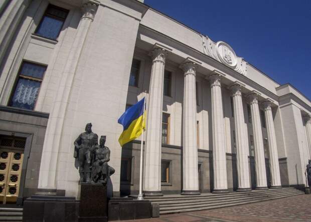 На Украине Верховный суд начал производство по делу против Рады