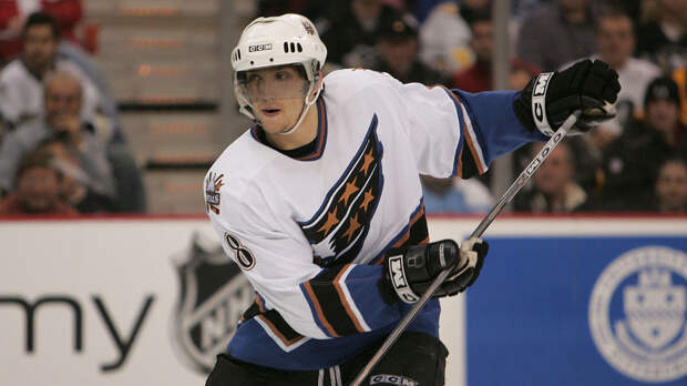 «Он особенный парень»: 20 лет назад Овечкин в дебютном сезоне в НХЛ набрал 100 очков