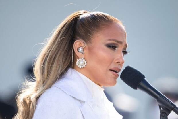 Джей Ло официально подала на развод с Аффлеком