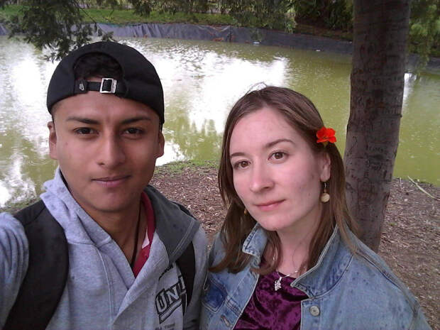 Эквадорец переехал в Красноярск и устроился учителем в обычную школу