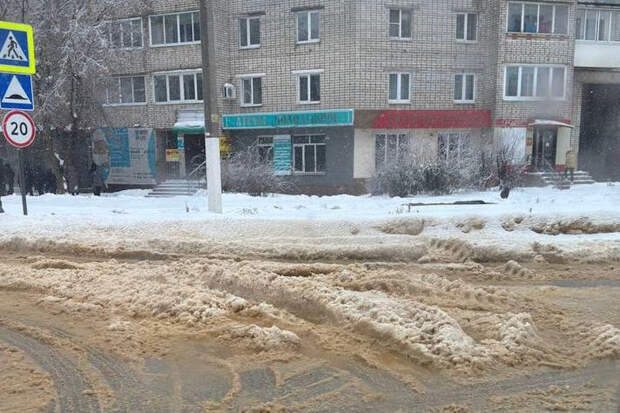 Прокуратура выявила неочищенные дороги на 14 улицах Новомосковска