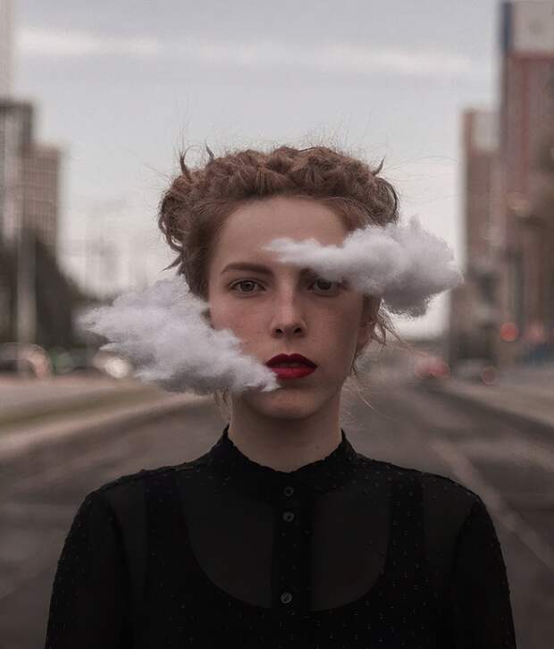 Невероятные сюрреалистические автопортреты девушки из Перми