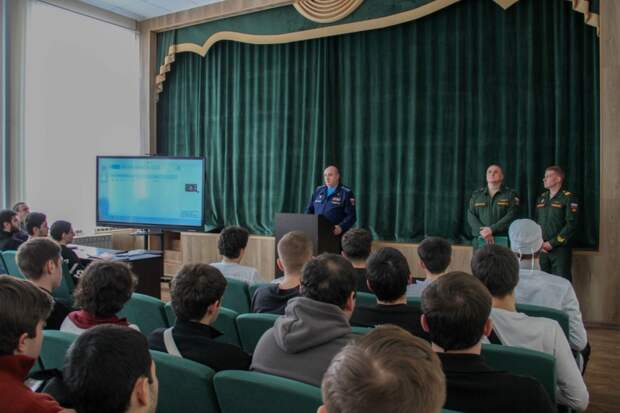 Майкопские колледжи открывают двери в мир беспилотников